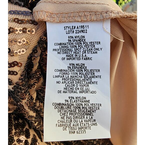 NWT Betsy Adam Long Maxi Formal Gold Shimmer Sequin Wedding Gown Modest Dress 8 - Picture 9 of 9